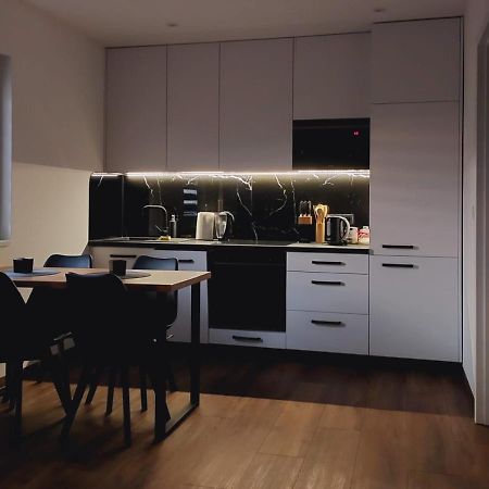 Luxury Apartments Bernardynska Domek 1 , 2 Kielce Ngoại thất bức ảnh